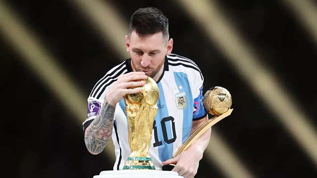 Messi cùng đội tuyển Argentina vô địch World Cup 2022